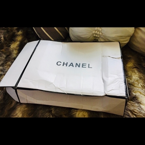 Authentic Chanel tray - Picture 5 of 8